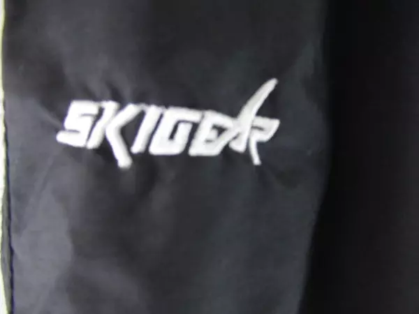 SkiGear Youth Large Black Snow Pants Nylon Zip Pockets Winter Sports Apparel