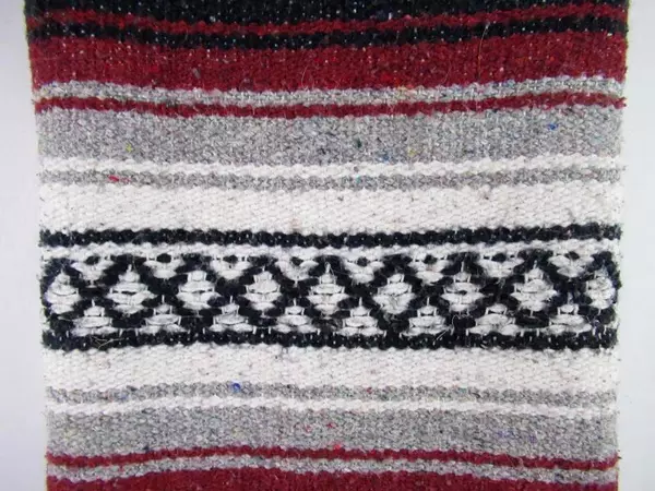Southwestern Style Throw Blanket Rug Fringe End Grey Red Stripes Woven White