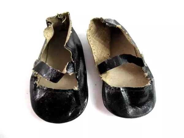 Vintage Black Flat Style Doll Shoes Size 8 Strap Snap Button Closure Wear