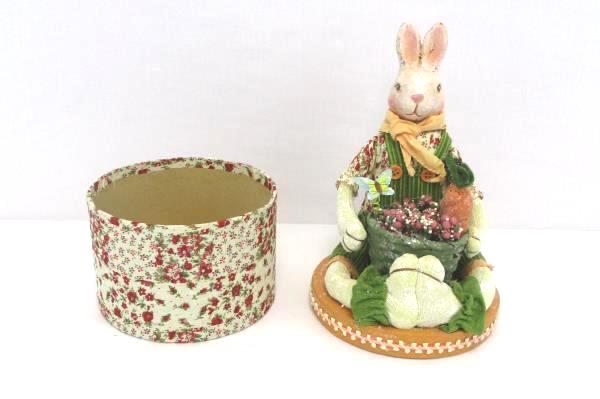 Lot of 2 Boy Girl Rabbits On Round Boxes Floral Home Decor Decoration