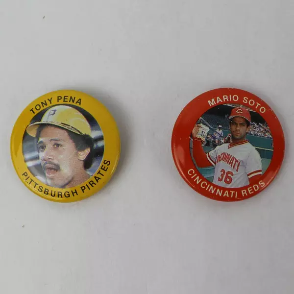 Lot of 4 Vintage 1984 MLB Funfoods Sports Pins Lynn Soto Pena Lopez