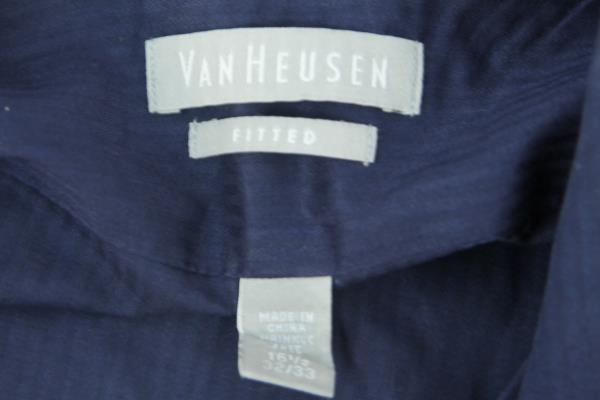 Van Heusen Men's Blue Button Up Long Sleeve Shirt Size 16.5