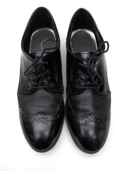 MARC FISHER Black "Sailor" Wingtip Oxfords Leather Womens Size 9