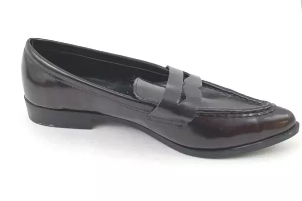 Mossimo Point Toe Faux Leather Loafers Women's Size 9.5 Brown Business Casual