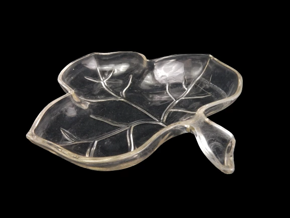 Vintage Hazel Atlas Clear Glass Leaf Shaped Relish Nut Candy Dish 8x7in Decor