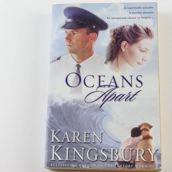 Oceans Apart by Karen Kingsbury 2004 Paperback Romance Book Good Condition