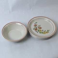 Vintage Lot Of 7 Corning Royal Garden Cornerstone 5 Salad Plates & 2 Bowls