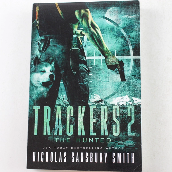 Trackers 2 The Hunted by Nicholas Sansbury Smith 2016 Paperback Good Condition