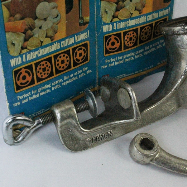 Vintage 1975 Kitchen King Hand Crank Meat Grinder 325/02 Replacement Pieces Only