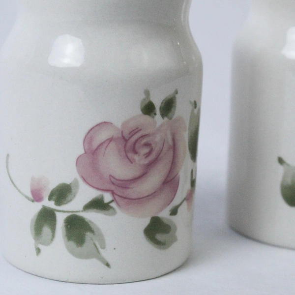 Roseland By Gibson Designs Ceramic Salt and Pepper Shakers Flat Top Vintage