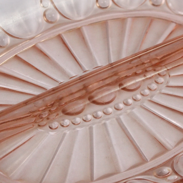 Vintage Anchor Hocking 2 Section Oyster And Pearl Divided Relish Dish Pink