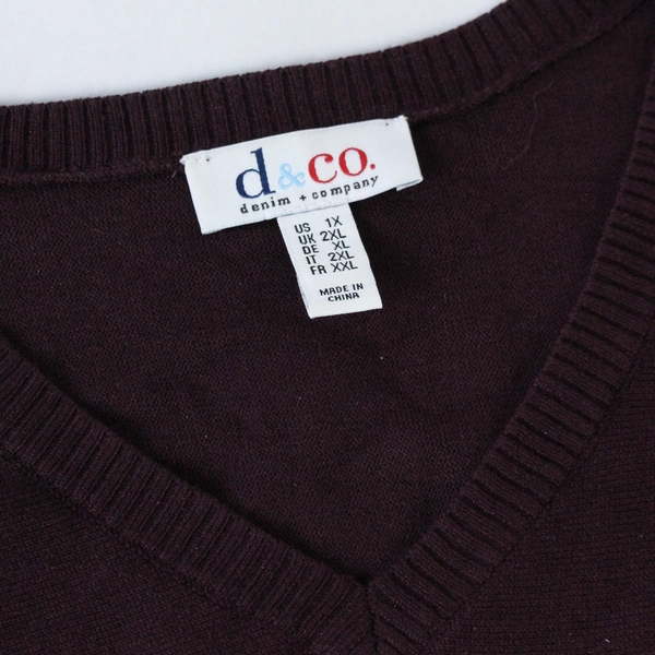 D & Co Sweater Women's Plus Size 1X Burgundy Faux Pearl Accent Long Sleeves