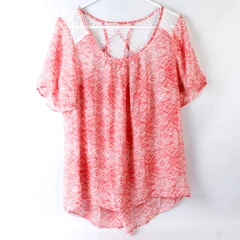 Deb Shops Women's Size 1X Top Blouse Pink White Crochet Cut Out Back