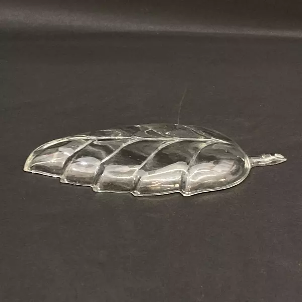 Vintage Clear Glass Leaf Shaped Candy Nut Bonbon Dish