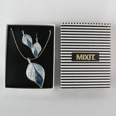 New in Box Mixit Silver Tone Necklace and Earring Set Blue