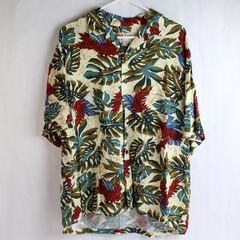 The Hawaiian Original Men's Size XL Collared Button Down Tropical Pattern 
