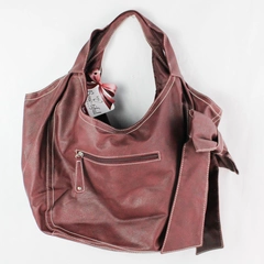 Ion Bow-tiful Handbag in Red Leather with Bow Detailing and Lined Zip Pockets 