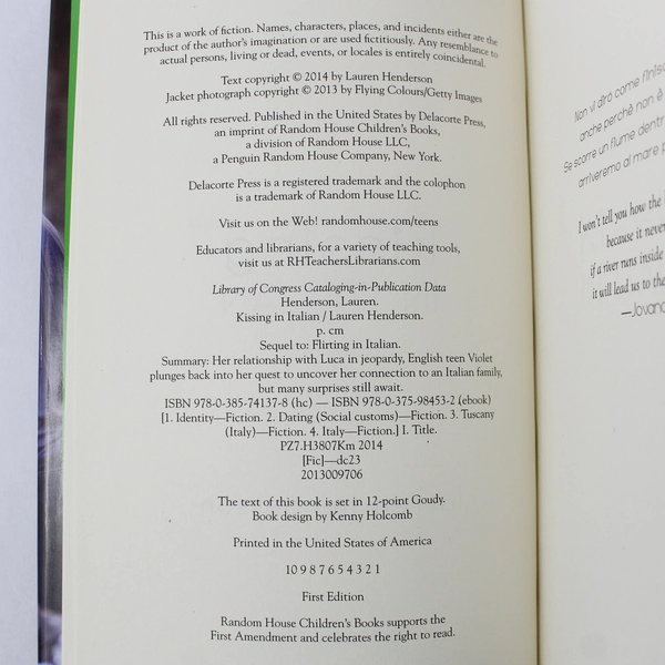 Kissing in Italian by Lauren Henderson Novel 2014 Delacorte Press Hardcover DJ