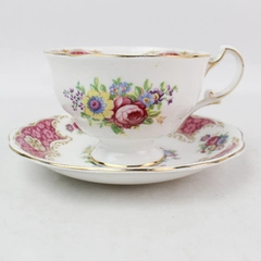 Royal Standard Fine Bone Ceramic White & Pink Floral Pattern Tea Cup & Saucer