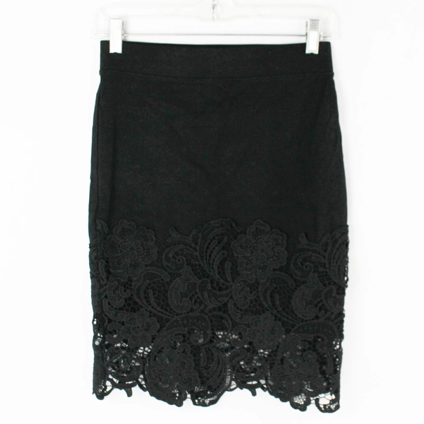 Haute Monde Black Elastic Waist Crochet Floral Accent Skirt Women's Size Small