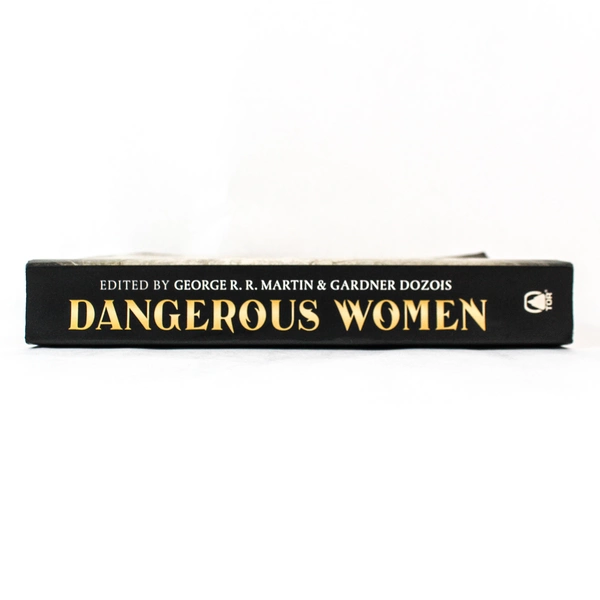 Dangerous Women Edited by George R.R. Martin & Gardner Dozois 2013 Paperback