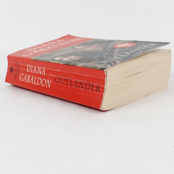 Outlander by Diana Gabaldon Series Book 1 2014 Dell Paperback