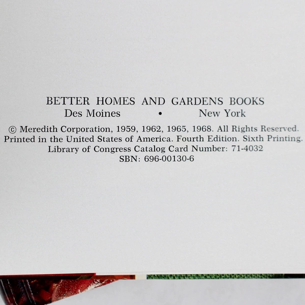 Lot of 2 Better Homes and Gardens Meat Cook Book 1968 & Heritage Cook Book 1975