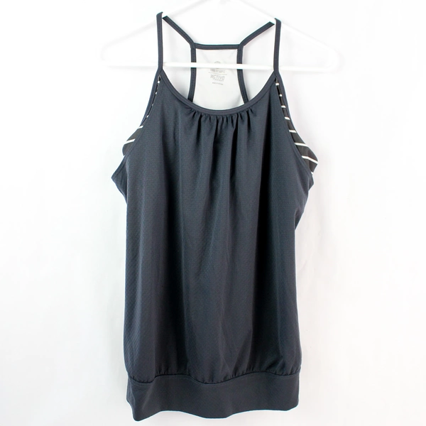 Active by Old Navy Loose Fit Ample Top with Built-In Bra Women's Size Large