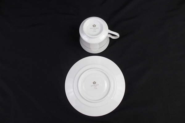 Set of 4 Sango White On White 1079 Cups And Saucers Victorian Lace