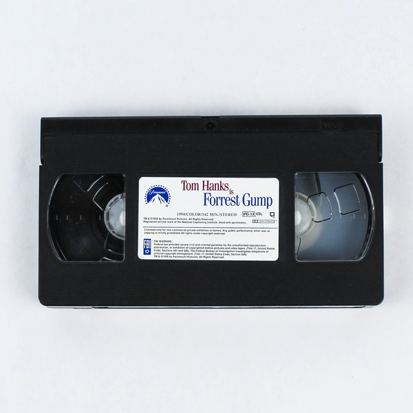 Forrest Gump 1995 VHS Tape PG13 Paramount Pictures Tom Hanks