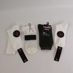 Lot of 4 Women's Socks NWT Size 4-11 American Essentials No Boundaries