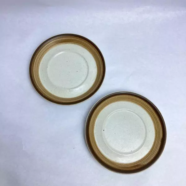 Lot of 2 Mikasa Potters Art Buckskin Saucer Plates Cream Brown PF012