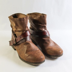 Maurices YX Boots Women's Size 7M Brown Belt With Buckle Accent Side Zip Snap