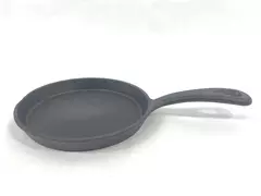 Miniature Cast Iron Flat Griddle 5" Diameter Good Pre-Owned Condition