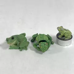3 Vintage Frog Items Tealight Candle Stone Critters Figurine Bobblehead