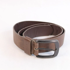 Levi's Brown Leather Belt with Black Metal Buckle Boy's Size 20 Pre-owned