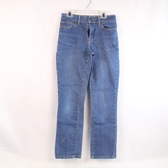 LL Bean Women's Size 2 Medium Wash Relaxed Straight Fit Jeans 5 Pocket