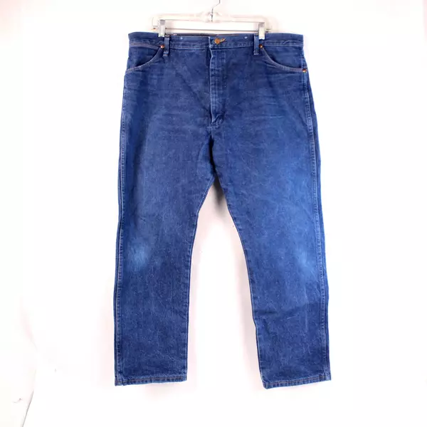 Vintage Wrangler Jeans 42x30 Blue 13MWZ Made in USA Cowboy Medium Wash