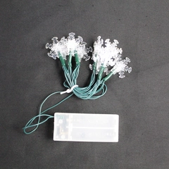 Lot of 10 Clear Snowflake Bulbs Christmas Lights Indoor Battery Powered