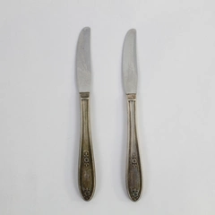 Lot of 2 Vintage Oneida Belford Hollow Handle Youth Knives Pre-owned