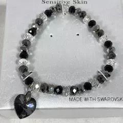 Swarovski Crystal Heart Pendant Beaded Stretch Bracelet 7 Inch