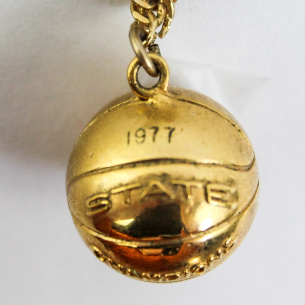 Josten's 1977 Gold Tone OSAA State Basketball Champions Pendant Broken Chain