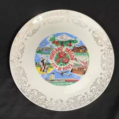 Homer Laughlin Snow White Portland Oregon Souvenir Plate 10.25"
