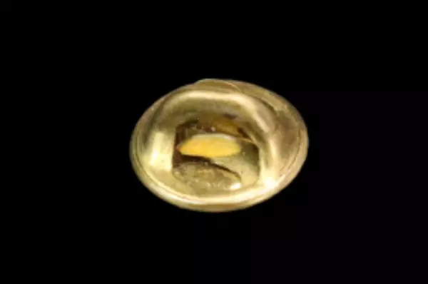 Kiwanis International Tie Tack Lapel Hat Member Pin Gold Tone Blue White Enamel