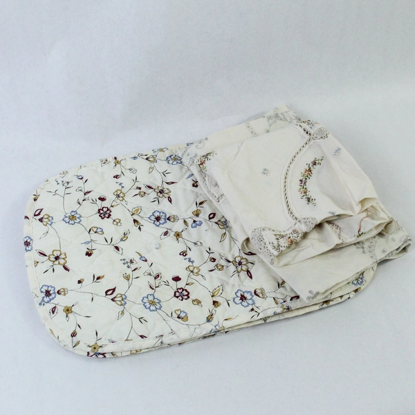 Lot of 6 Vintage Linens Tablecloths Placemats For Fabric Cutters Only Stains