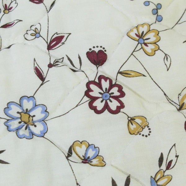 Lot of 6 Vintage Linens Tablecloths Placemats For Fabric Cutters Only Stains