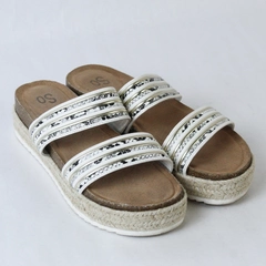 SO Enchanting Women's Size 9.5M Snake Slip-On Platform Sandals Pre-owned