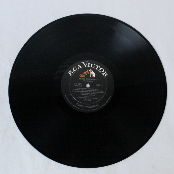 Glenn Yarbrough Let The World Go By 1968 RCA Victor Vinyl LSP-3983