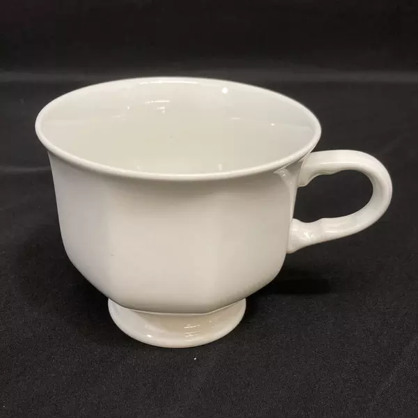 Set of 3 Vintage Mikasa Stoneware Continental White Cups and Saucers