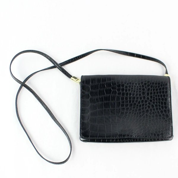 H&M Black Faux Alligator Skin Magnetic Button Closure Clutch Removable Strap
